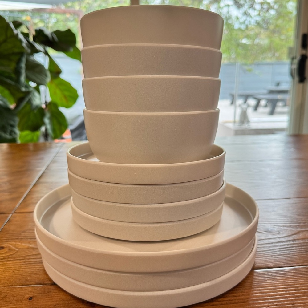 Pottery Barn Melamine Dinnerware Set
